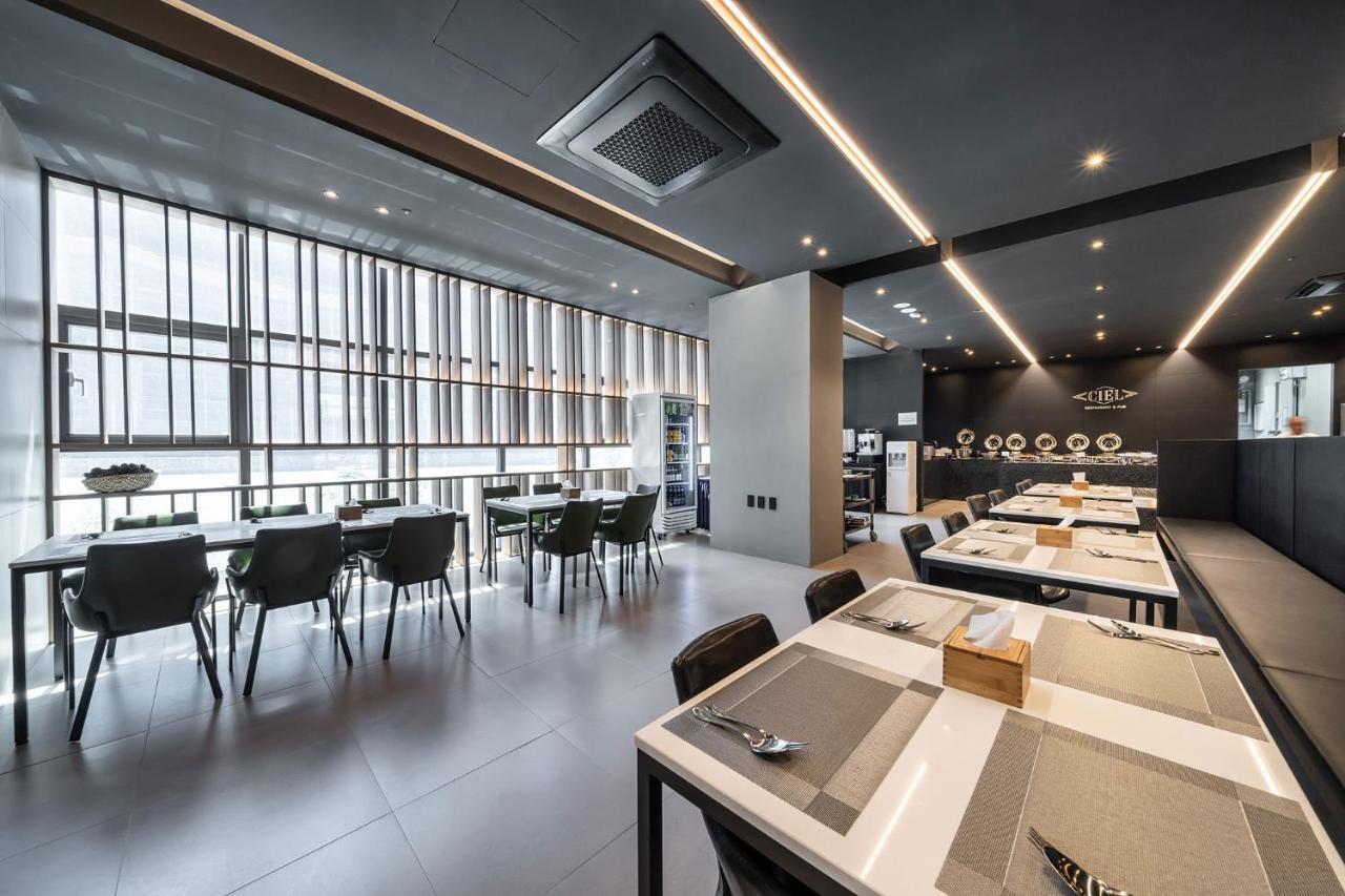 Incheon Airport Legend Hotel Zewnętrze zdjęcie